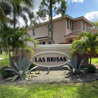Townhouse in Sunrise, Broward County