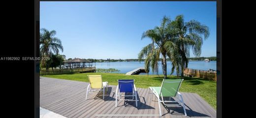Villa Lake Placid, Highlands County