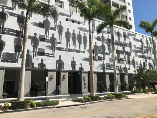 Residential complexes in Miami, Miami-Dade