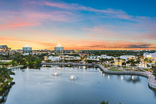 Residential complexes in Palm Beach Gardens, Palm Beach