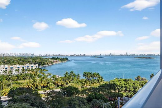 Complesso residenziale a Miami, Miami-Dade County