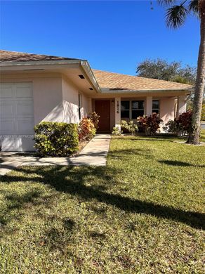 Residential complexes in Fort Pierce, Saint Lucie County
