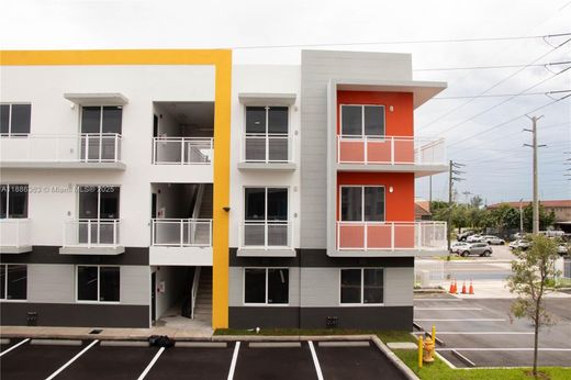 Complexos residenciais - Hialeah, Miami-Dade County
