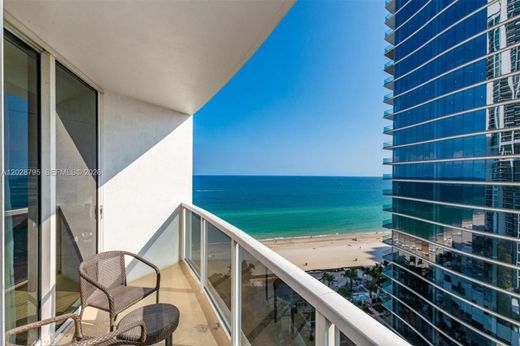 Residential complexes in Sunny Isles Beach, Miami-Dade