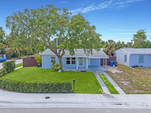 Villa in Oakland Park, Broward County