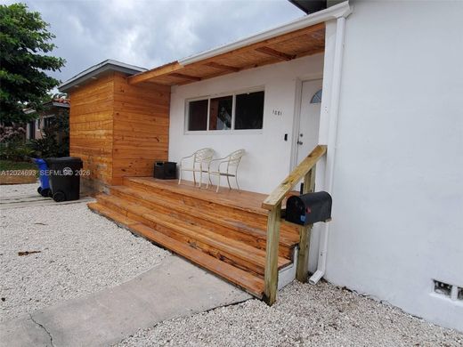 Willa w North Miami Beach, Miami-Dade County