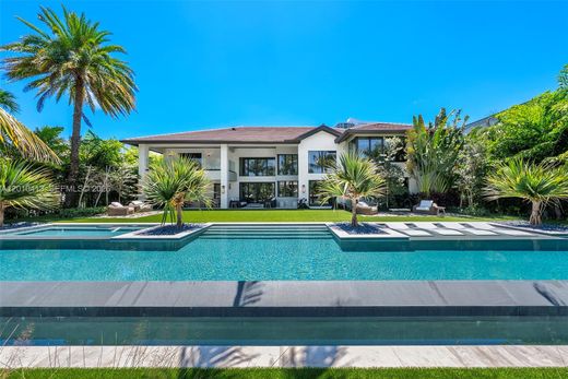 Villa in Hallandale, Broward County