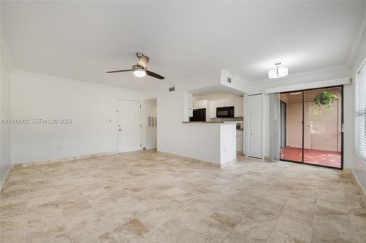 Residential complexes in Miami, Miami-Dade