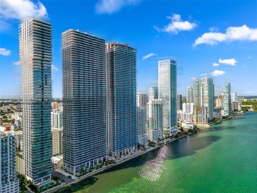 Komplex apartman Miami, Miami-Dade County