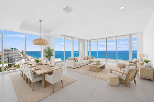 Residential complexes in Fort Lauderdale, Broward County