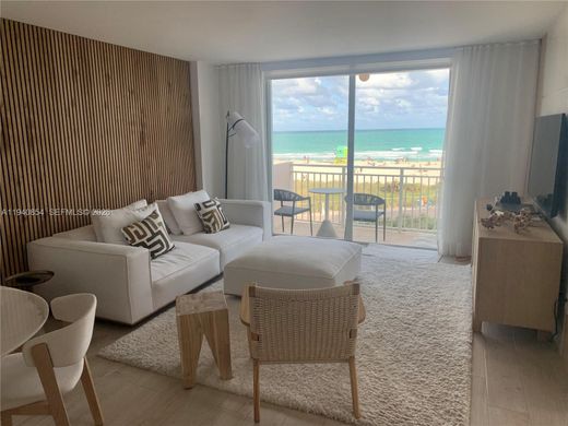 Complesso residenziale a Miami Beach, Miami-Dade County