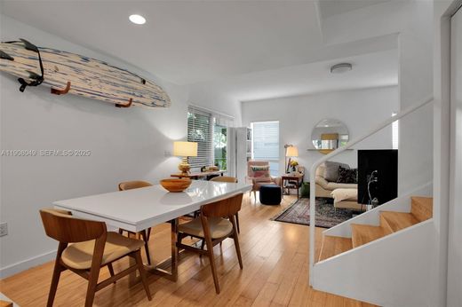 Αστικό ακίνητο σε Miami Beach, Miami-Dade County