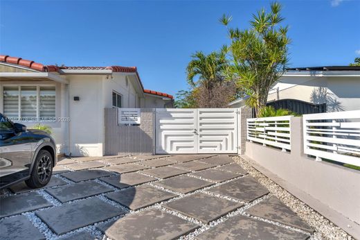 Villa in Miami, Miami-Dade County