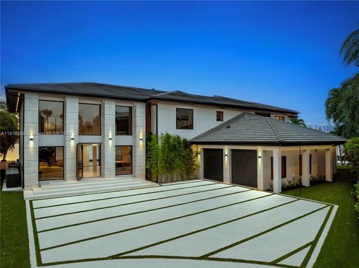 Villa in North Miami Beach, Miami-Dade County