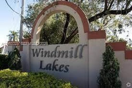 Complesso residenziale a Pembroke Pines, Broward County