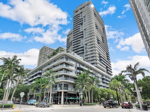 Kamienica w Miami, Miami-Dade County