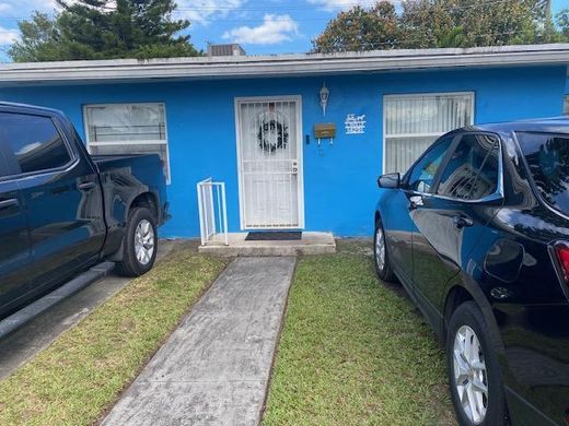Villa in Miami, Miami-Dade