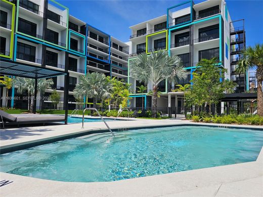 Residential complexes in Plantation, Broward County
