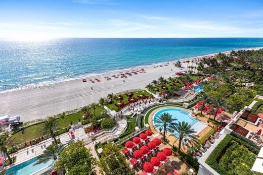 Complexes résidentiels à Sunny Isles Beach, Comté de Miami-Dade