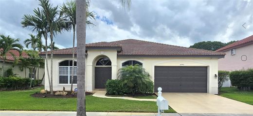 Villa in Pembroke Pines, Broward County