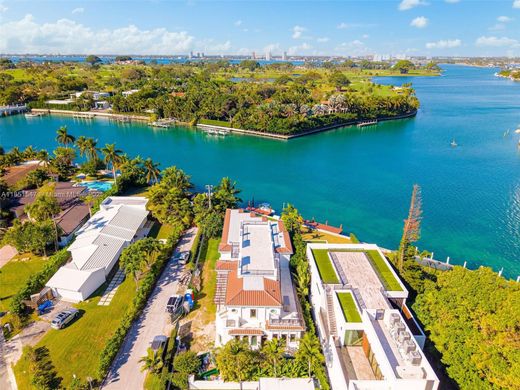 Villa in Surfside, Miami-Dade County