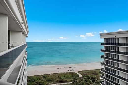 Wohnkomplexe in Surfside, Miami-Dade County