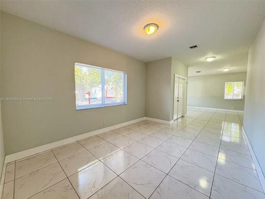 Villa in Dania Beach, Broward County