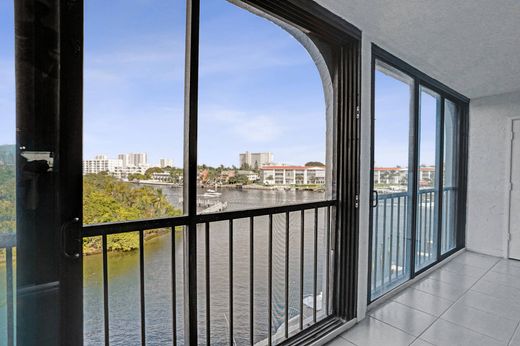 Kamienica w Deerfield Beach, Broward County