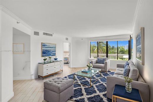 Residential complexes in Aventura, Miami-Dade