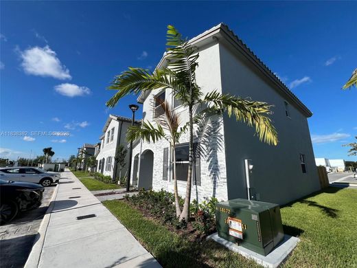 Townhouse in Florida City, Miami-Dade
