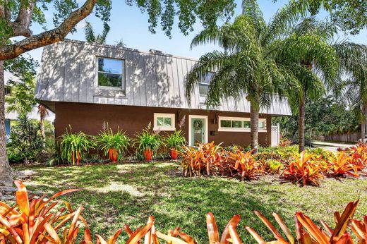 Villa in Oakland Park, Broward County