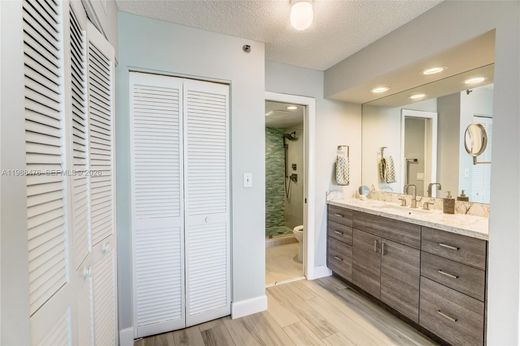 Residential complexes in Jupiter, Palm Beach