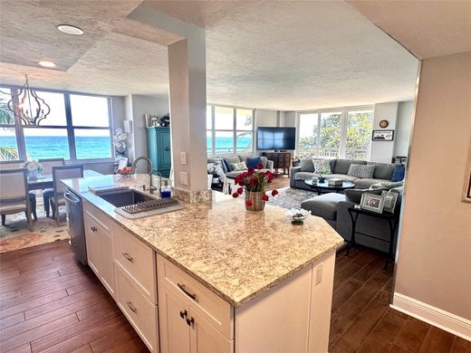 Kamienica w Hillsboro Beach, Broward County