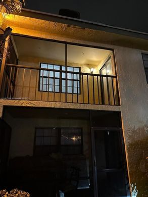 Wohnkomplexe in Delray Beach, Palm Beach County