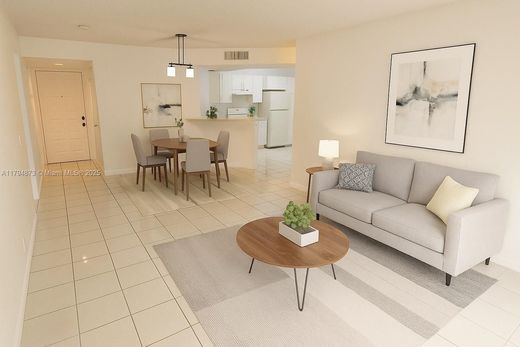 Жилой комплекс, Корал-Спрингс, Broward County