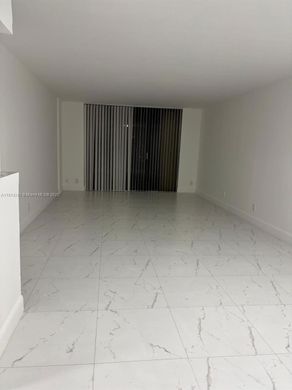 Жилой комплекс, Aventura, Miami-Dade County