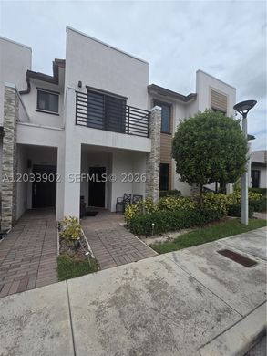 Dom miejski w Miami, Miami-Dade County