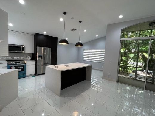Вилла, Pembroke Pines, Broward County