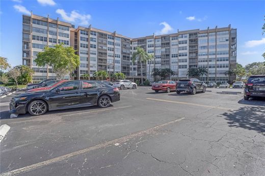 Жилой комплекс, Pembroke Pines, Broward County