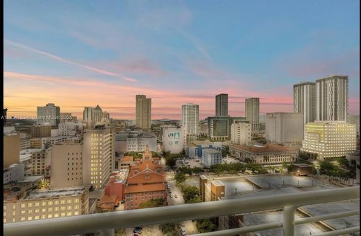 Residential complexes in Miami, Miami-Dade