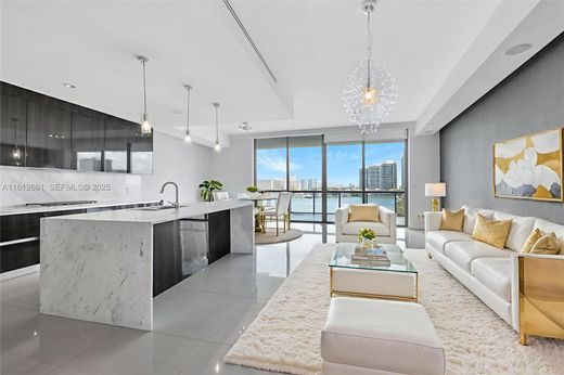 Residential complexes in Aventura, Miami-Dade