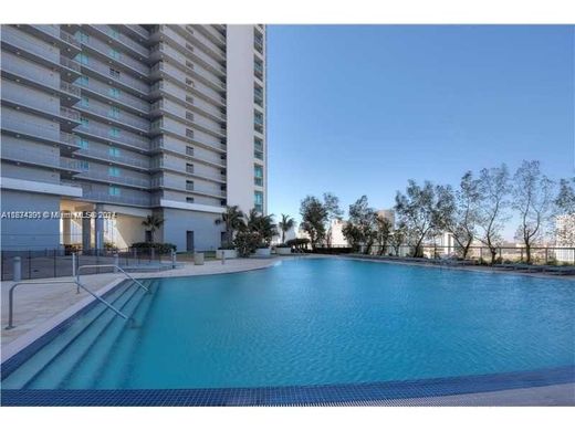 Komplex apartman Miami, Miami-Dade County