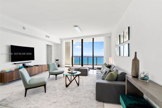 Residential complexes in Sunny Isles Beach, Miami-Dade