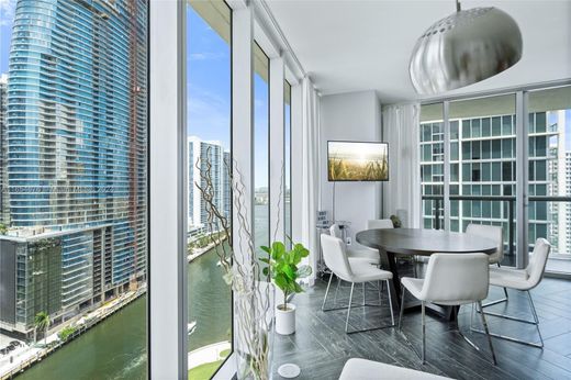 Complesso residenziale a Miami, Miami-Dade County