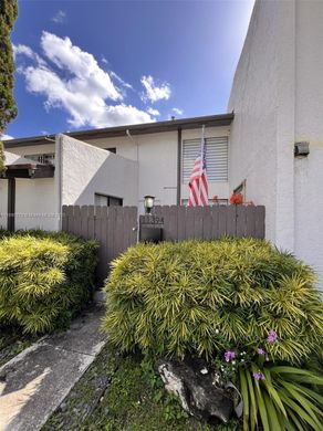 타운 하우스 / 마이애미, Miami-Dade County