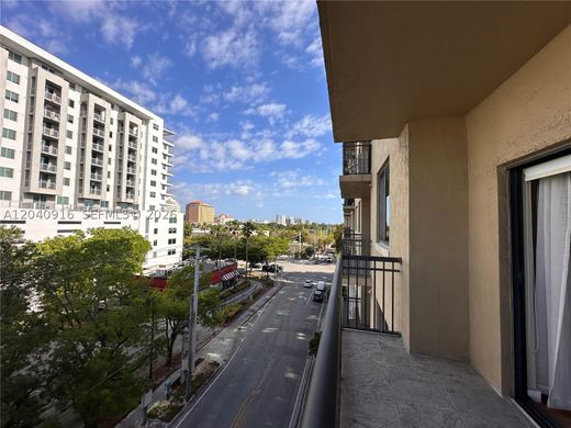 Residential complexes in Miami, Miami-Dade