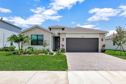 Villa in Stuart, Martin County