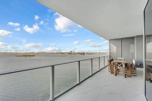 Komplex apartman Miami, Miami-Dade County