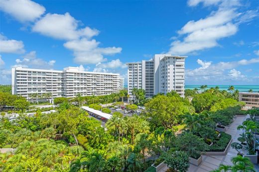 Komplex apartman Key Biscayne, Miami-Dade County