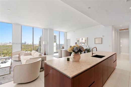 Complesso residenziale a Miami, Miami-Dade County